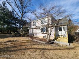 featured image of 426 Bennetts Mills Rd