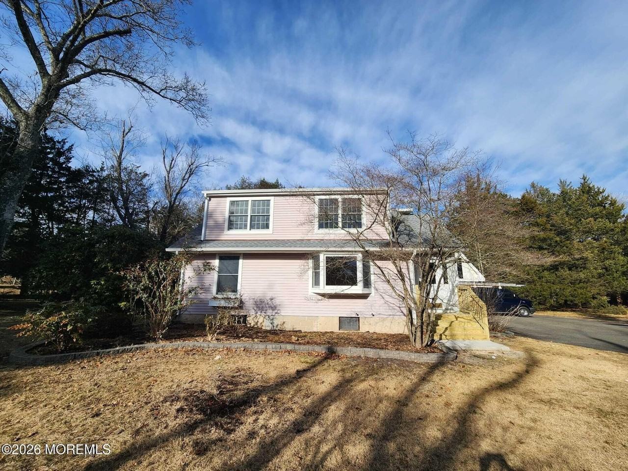 426 Bennetts Mills Rd - Photo 2 of 20