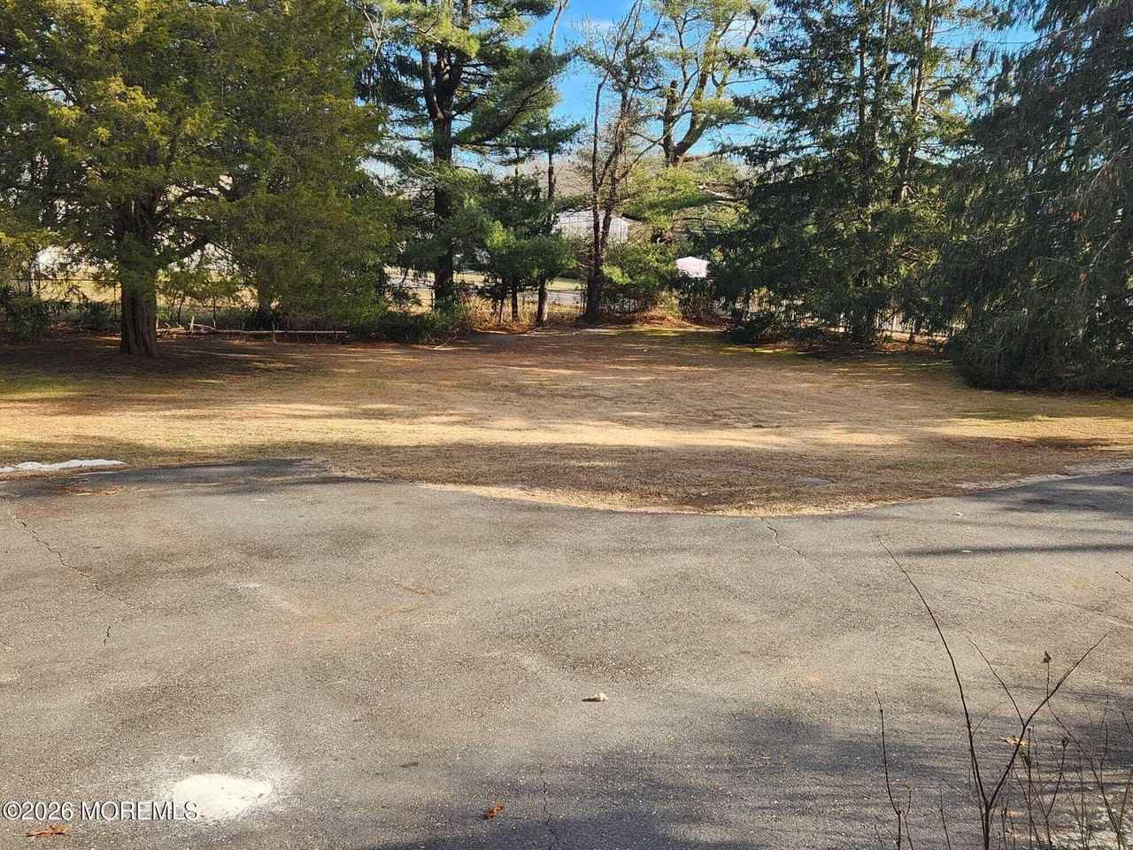 426 Bennetts Mills Rd - Photo 3 of 20