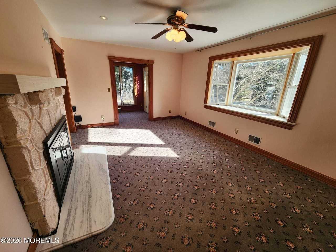 426 Bennetts Mills Rd - Photo 5 of 20