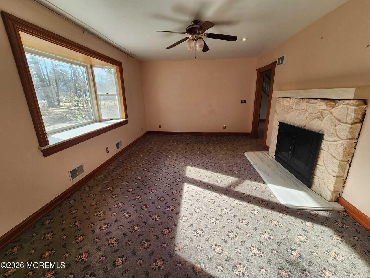 426 Bennetts Mills Rd - Photo 6 of 20