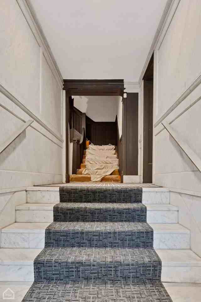 4351 S King Dr Apt 2 #2 - Photo 3 of 25