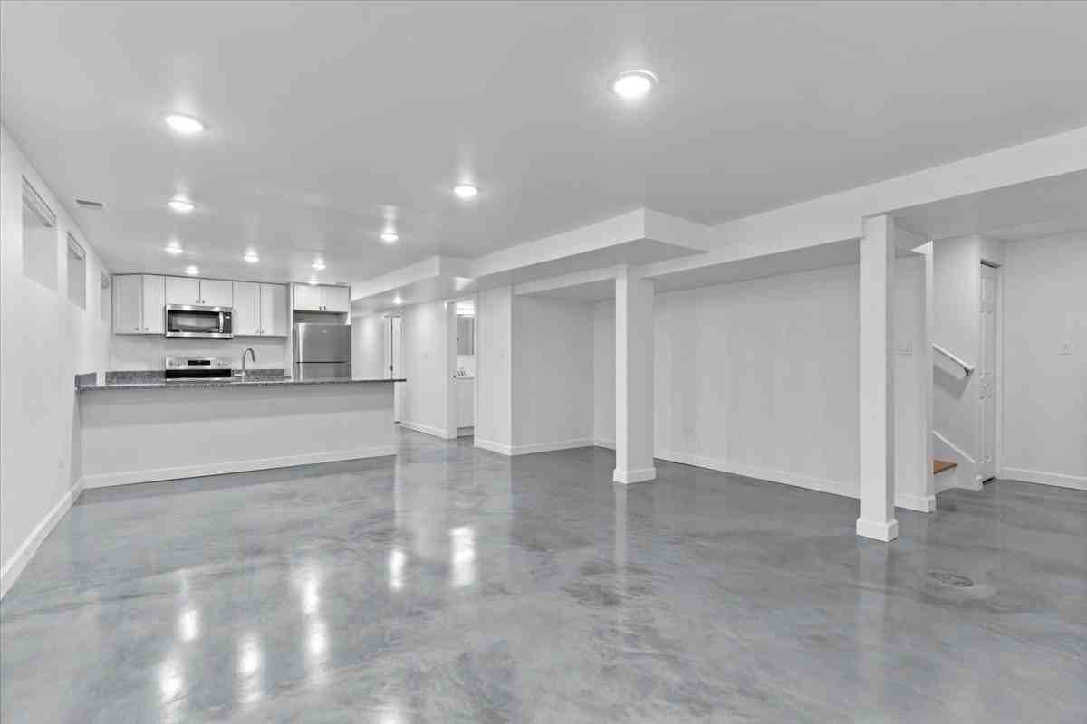 722 S Laflin St Unit G #G - Photo 4 of 16