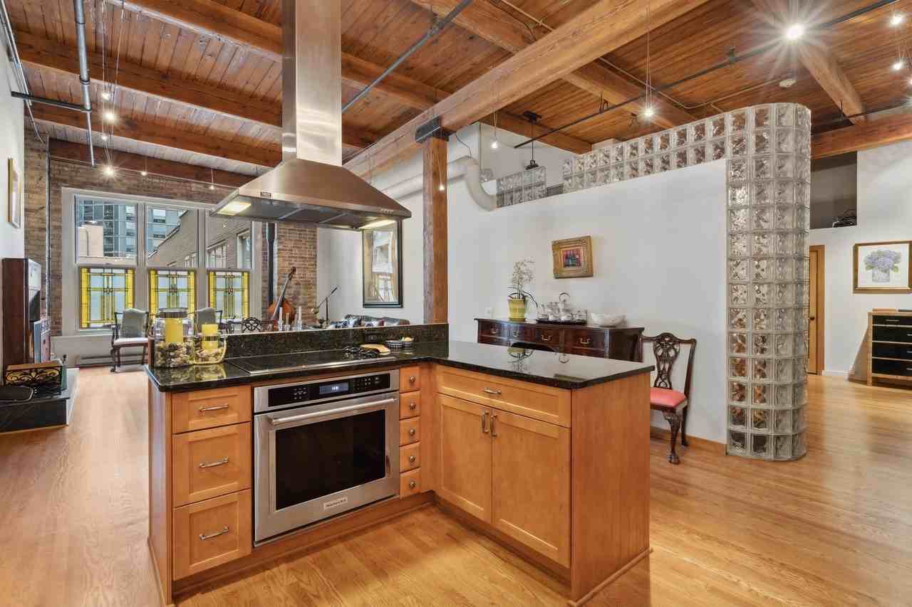 540 N Lake Shore Dr Apt 718-719 #718-719 - Photo 3 of 20