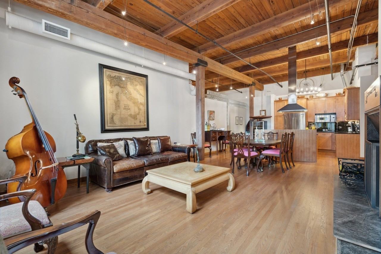 540 N Lake Shore Dr Apt 718-719 #718-719 - Photo 6 of 20