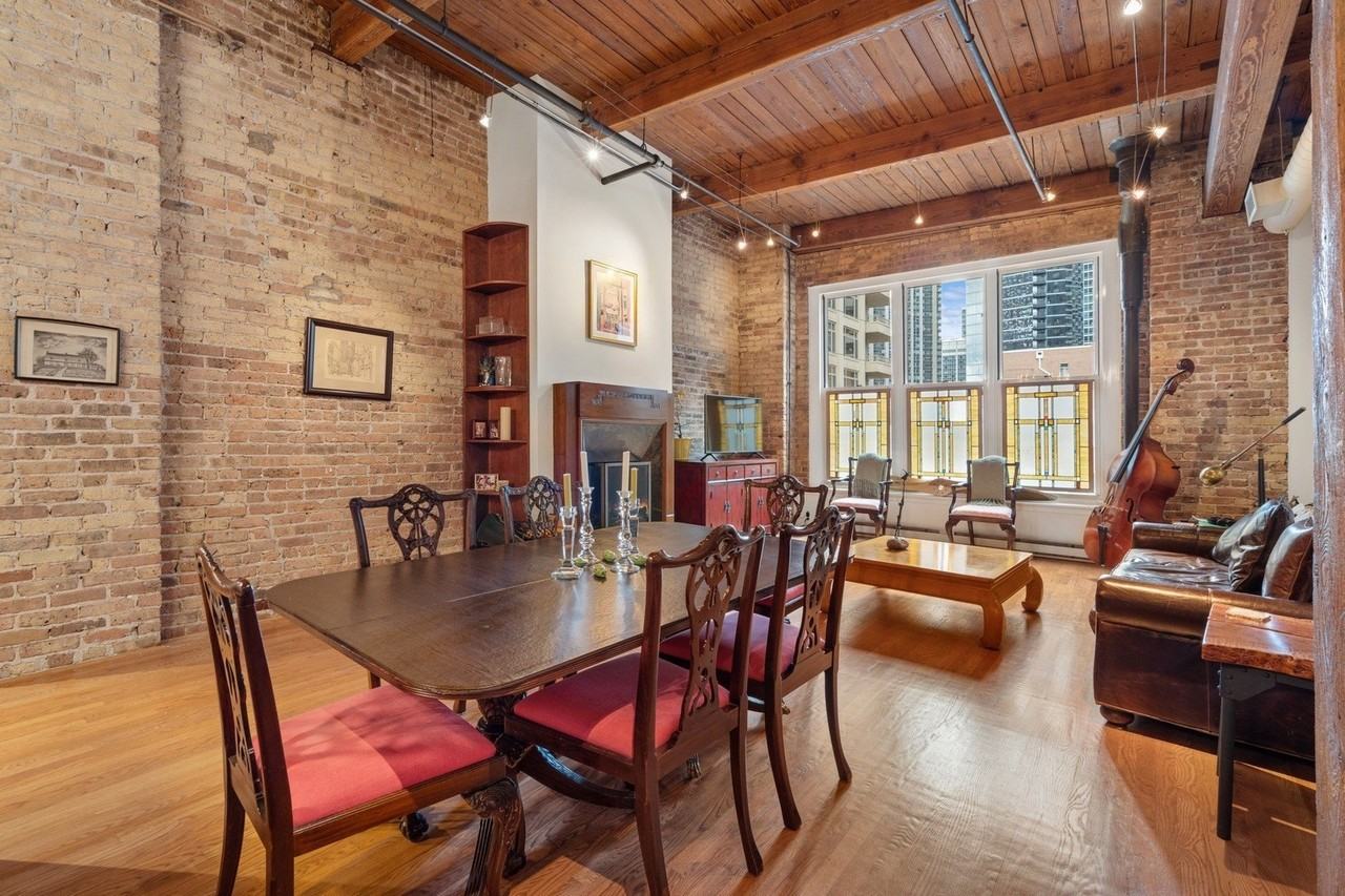 540 N Lake Shore Dr Apt 718-719 #718-719 - Photo 7 of 20