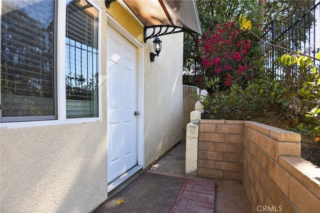 20122 Candleflame Ct - Photo 3 of 32