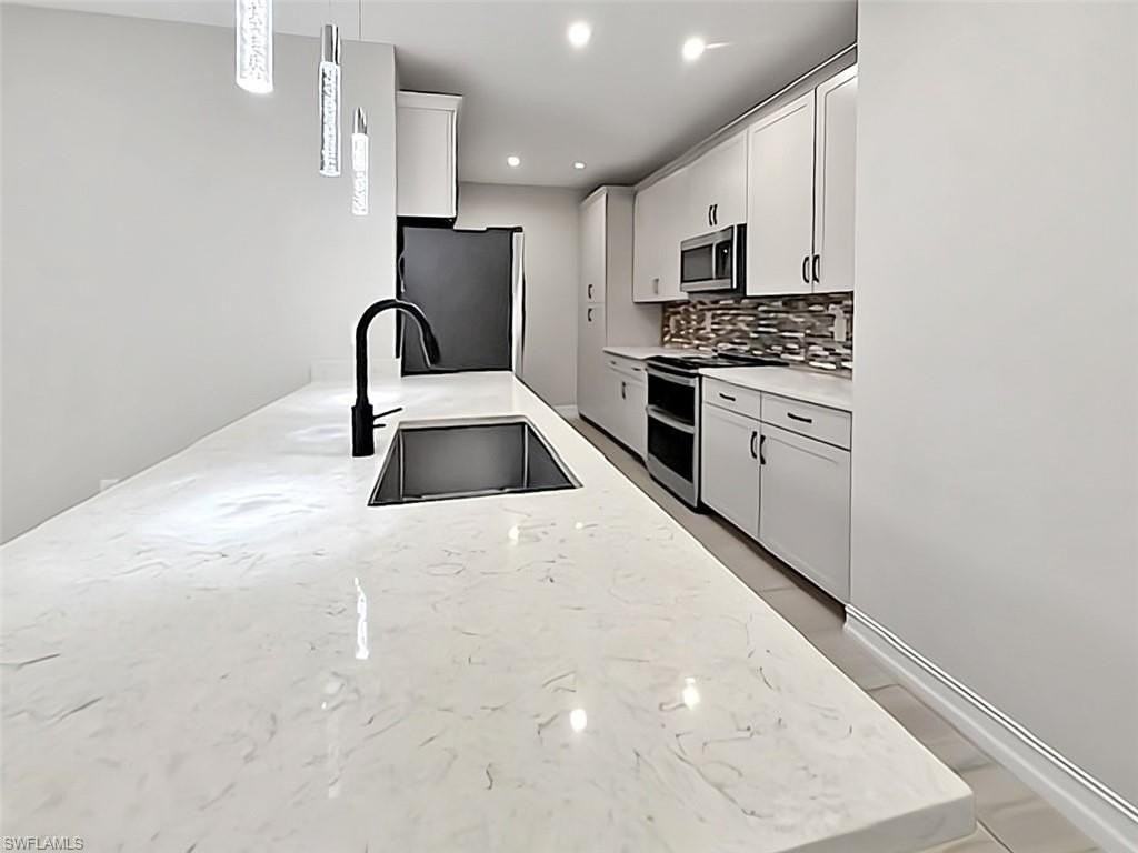 7324 Rockefeller Dr - Photo 7 of 25