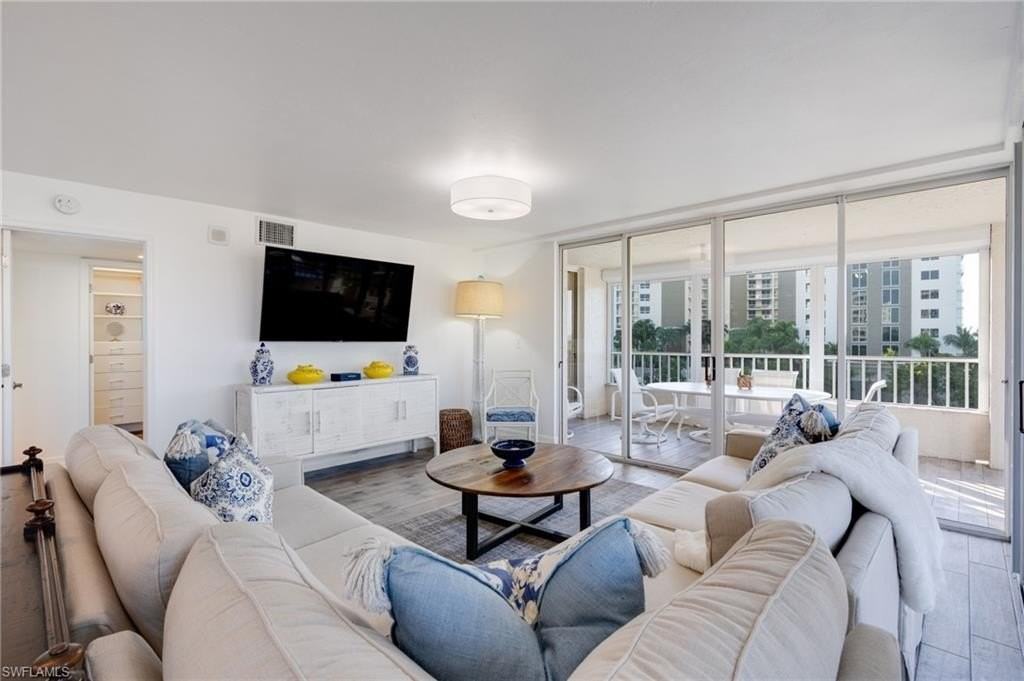 11118 Gulf Shore Dr Unit A401 #A401 - Photo 6 of 31