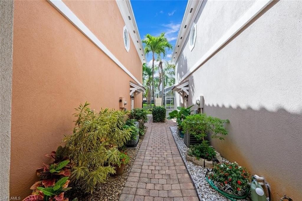 5417 Cove Cir Unit 112 #112 - Photo 3 of 37