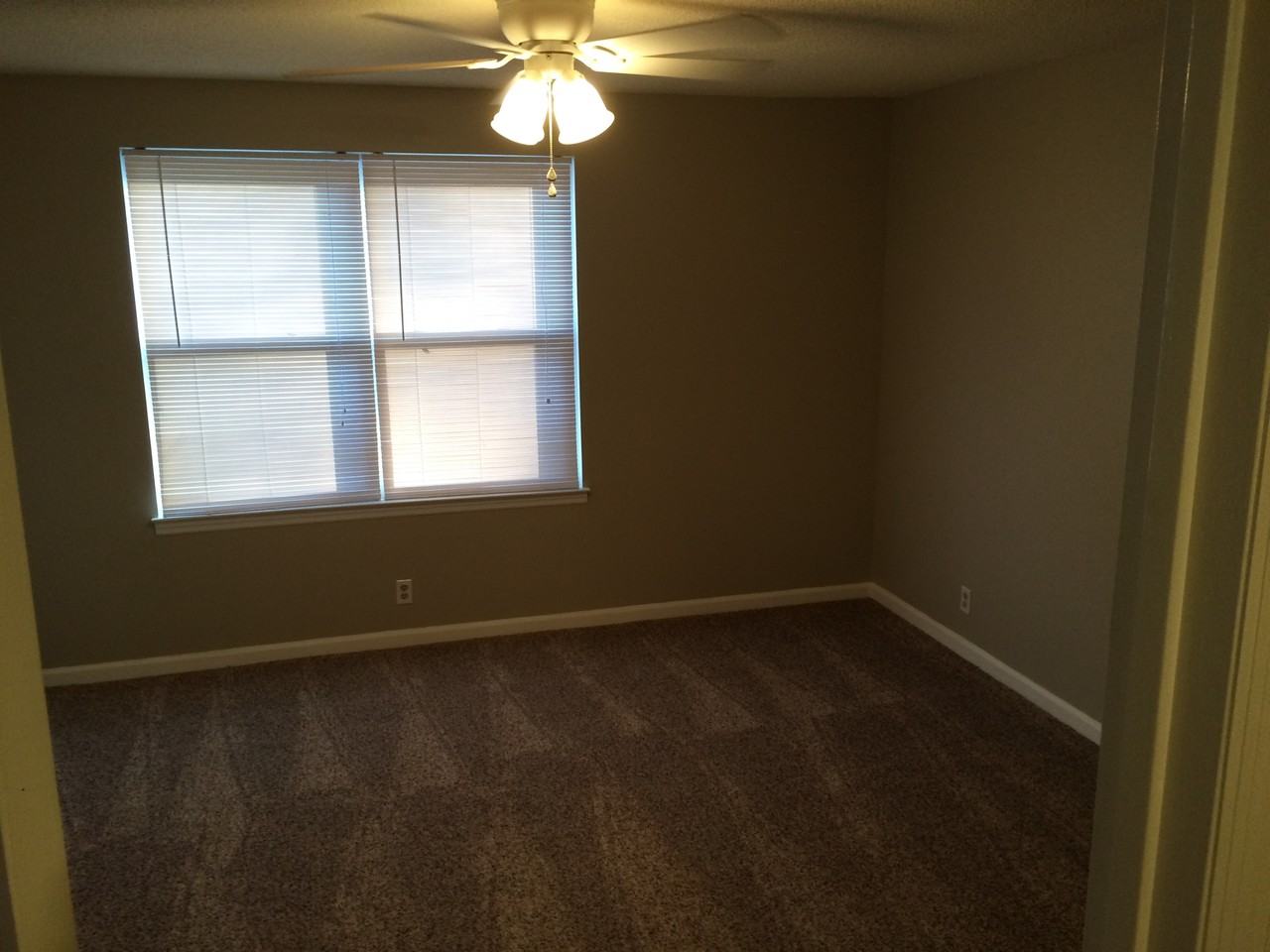 3320 Lakeside Pl #3320 - Photo 6 of 9