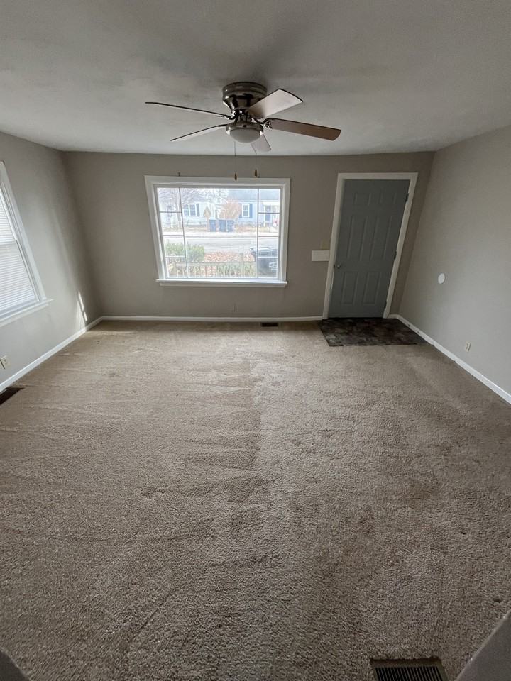 4025 Brown St #1 - Photo 4 of 13