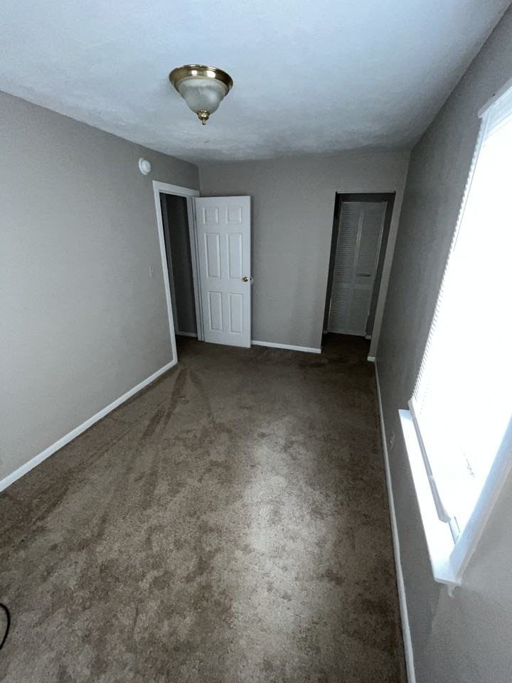 4025 Brown St #1 - Photo 7 of 11