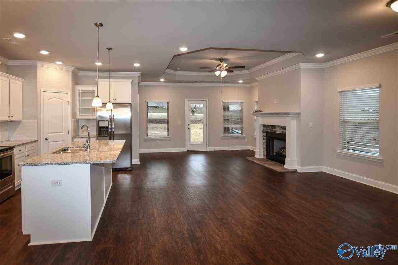 275 Caudle Dr - Photo 2 of 27