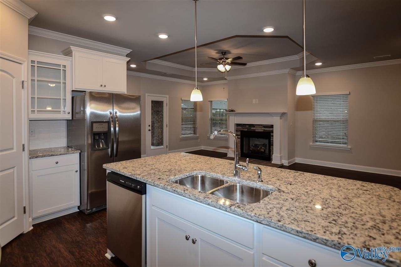 275 Caudle Dr - Photo 5 of 27