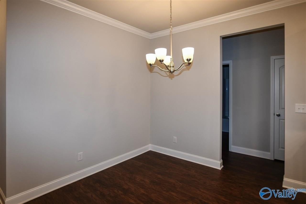 275 Caudle Dr - Photo 6 of 27