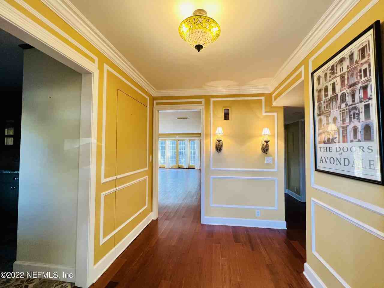 2950 Saint Johns Ave Apt 18 #18 - Photo 4 of 29