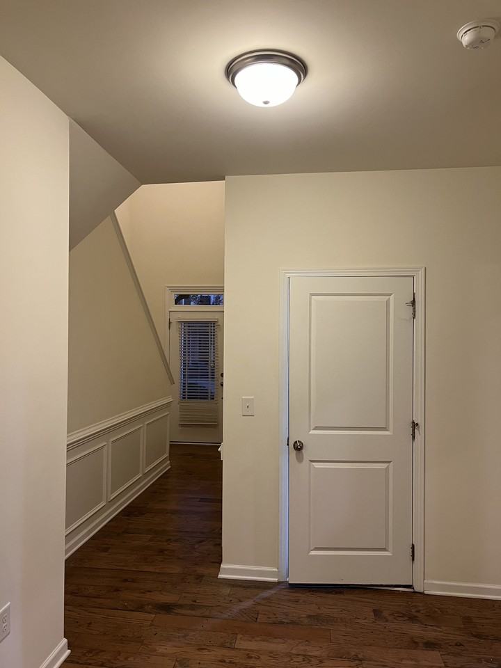 5511 Jessip St #1 - Photo 4 of 9