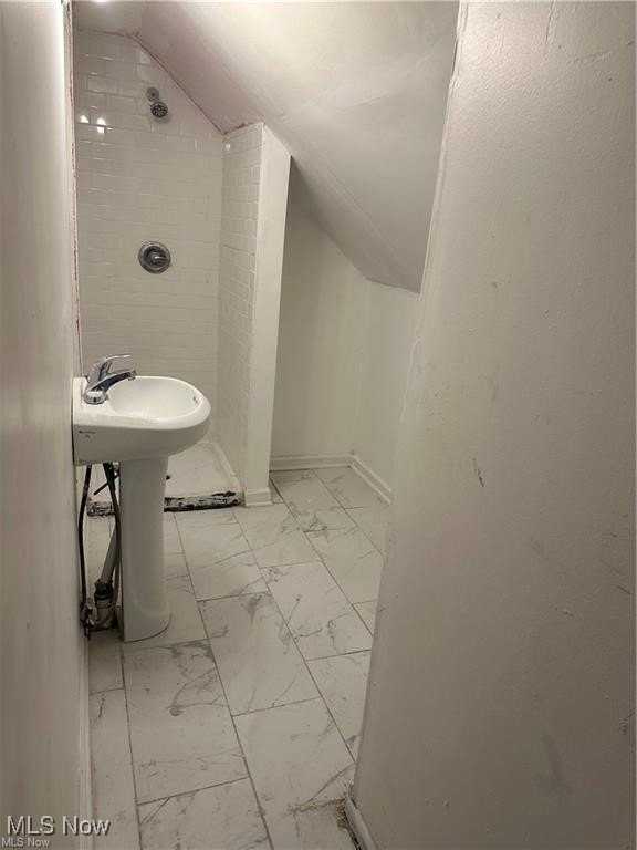 718 Shelley Pkwy - Photo 5 of 12