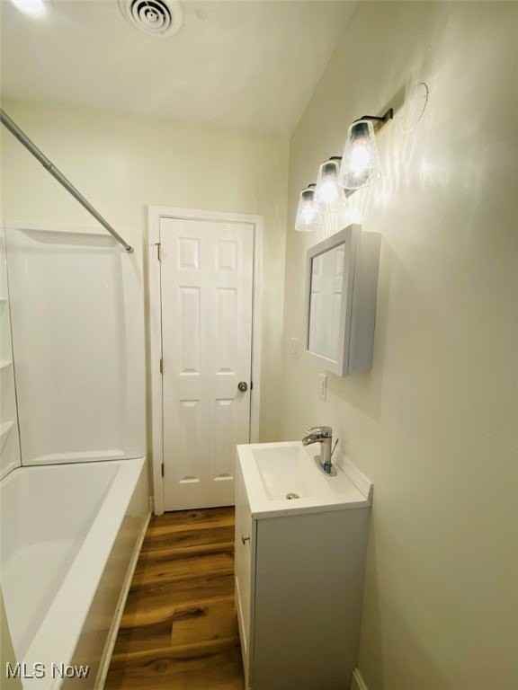 884 Copley Rd Apt 3 #3 - Photo 6 of 10