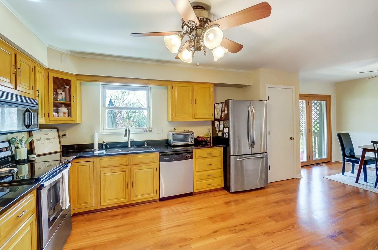 10 Timberview Ct - Photo 7 of 40