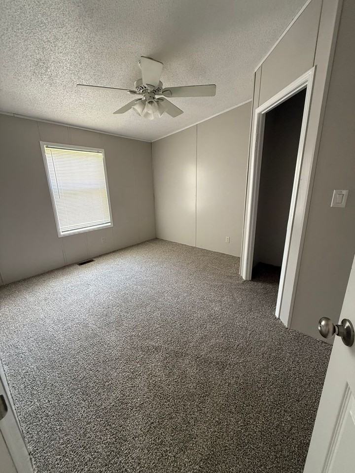 Hodgeville Living LLC - Photo 6 of 15