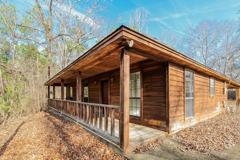 95 Oakwood Dr - Photo 1 of 1