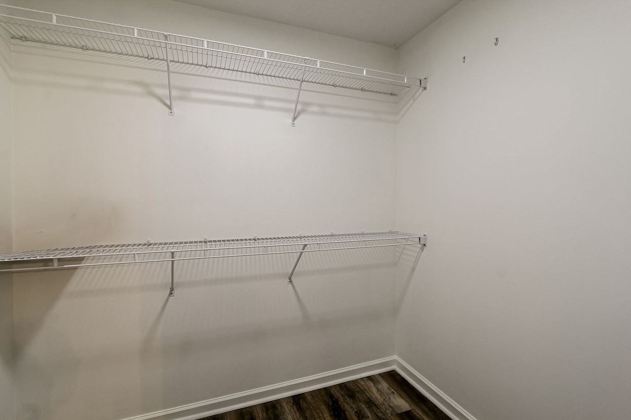 95 Oakwood Dr - Photo 6 of 21