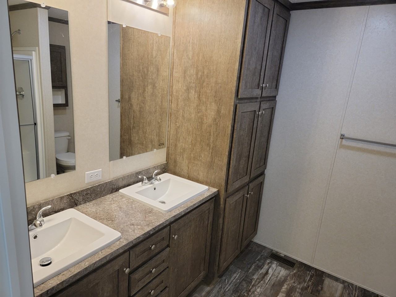 145 Apollo Ave #145 - Photo 5 of 5