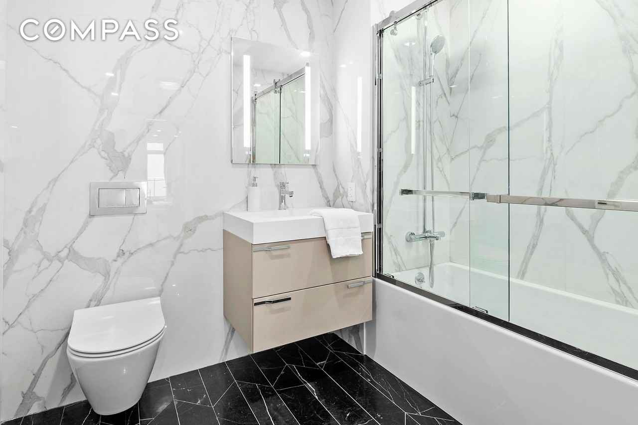 101 E 2nd St #3C - Photo 7 of 14