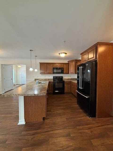 140 Paddock Cir - Photo 2 of 21