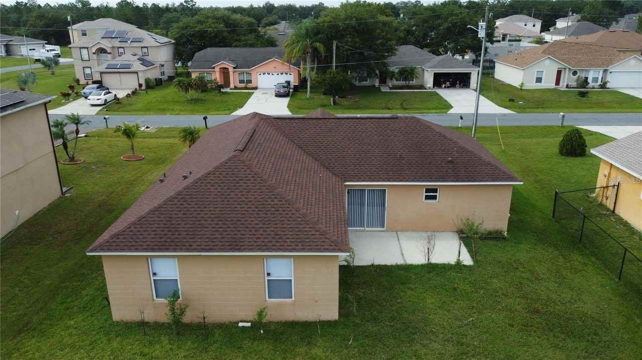 723 Parrot Ct - Photo 7 of 28