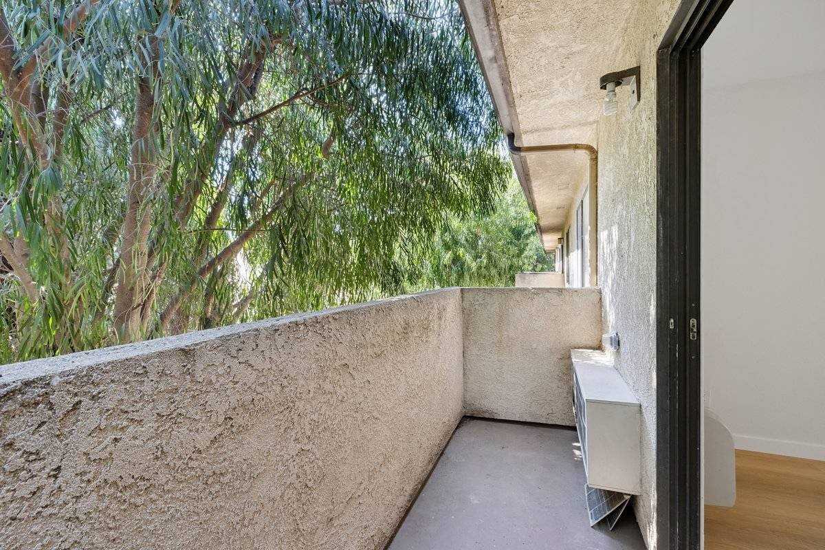 1850 Williams St #108 - Photo 6 of 11