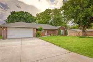 featured image of 319 Sondra Dr