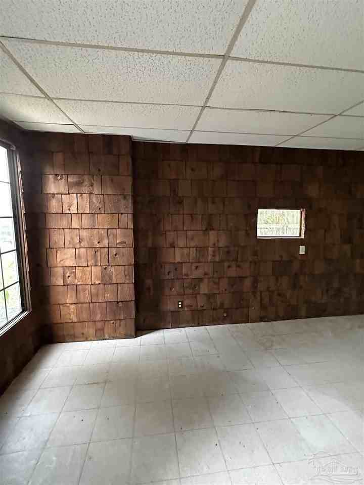 602 New York Dr - Photo 4 of 12