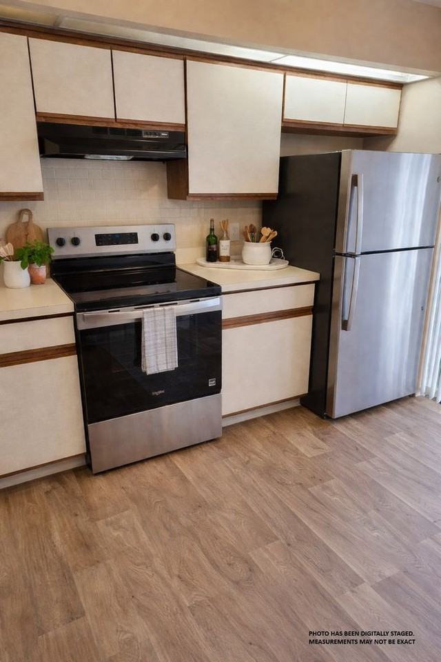 1317 Lucaya Cir - Photo 5 of 48