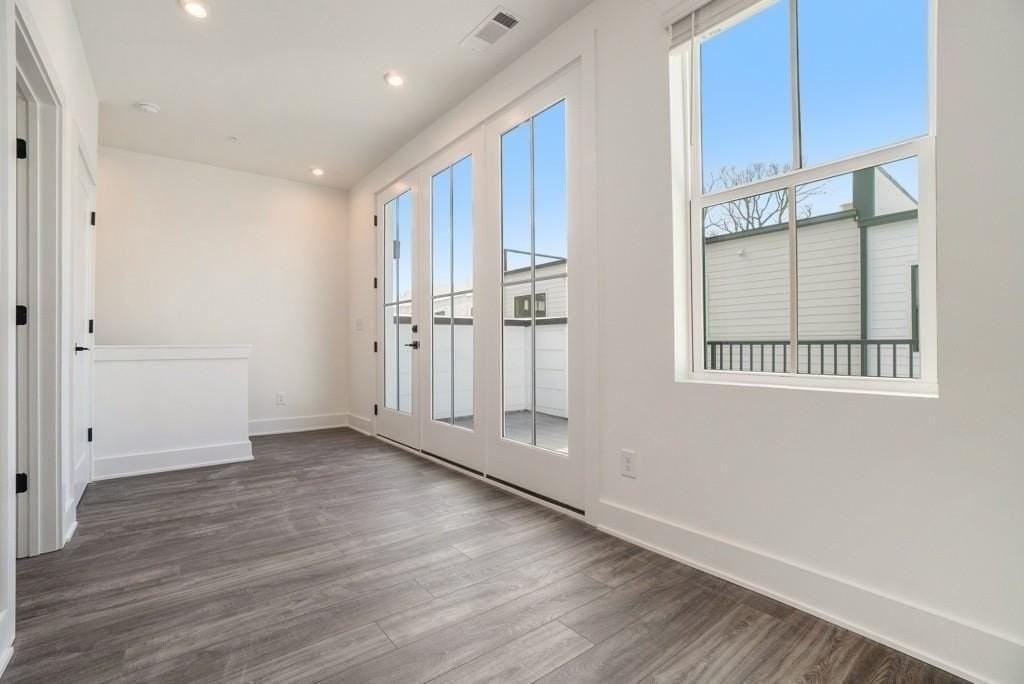 1829 Gotham Ln Ne - Photo 4 of 32