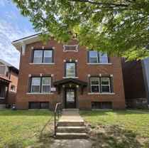 3134 S Compton Ave Apt 2s #2S - Photo 1 of 1