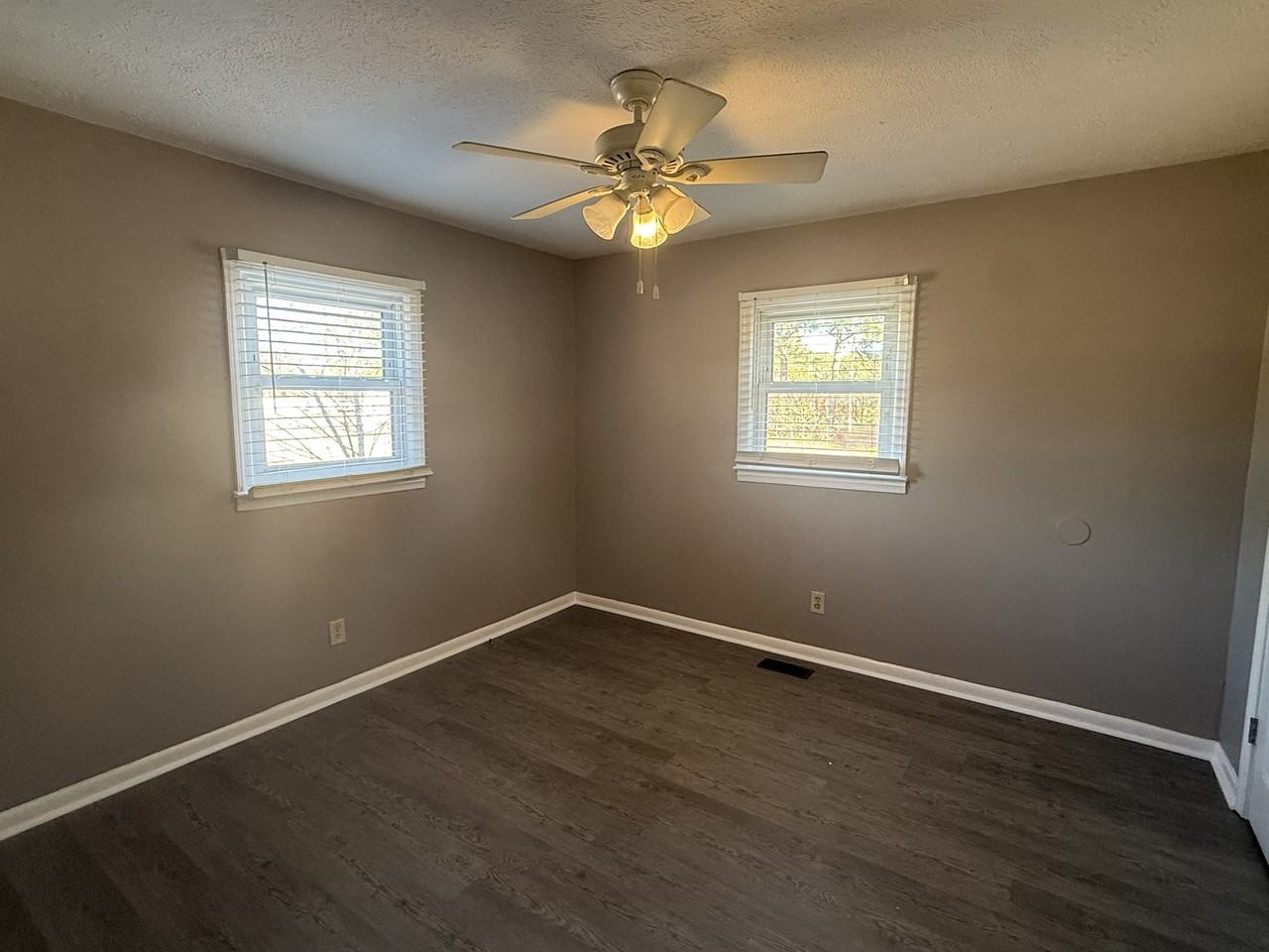 2223 Carbine St #AH - Photo 6 of 18