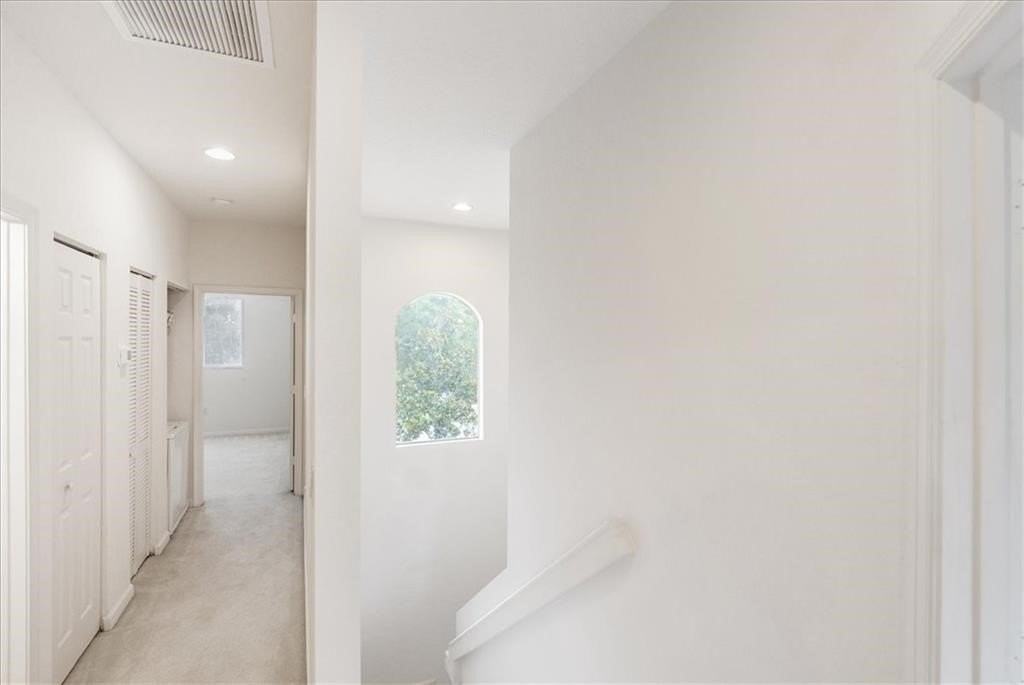 2597 Stockbridge Sq Sw Unit 2597 #2597 - Photo 4 of 21