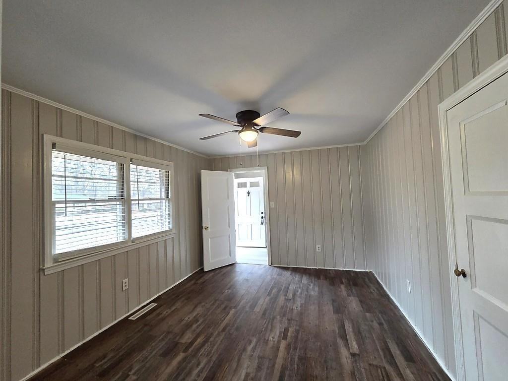 1917 Catawba St #1 - Photo 3 of 25