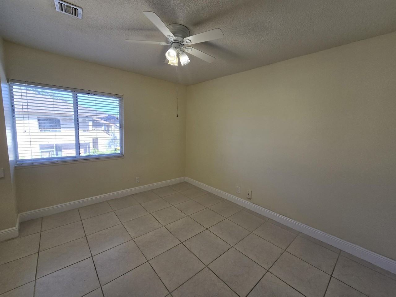 12661 Westhampton Cir #B202 - Photo 4 of 32