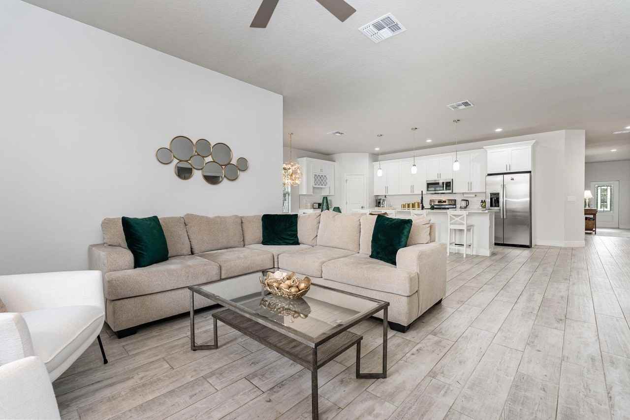 448 Saint Andre Blvd Sw - Photo 6 of 35