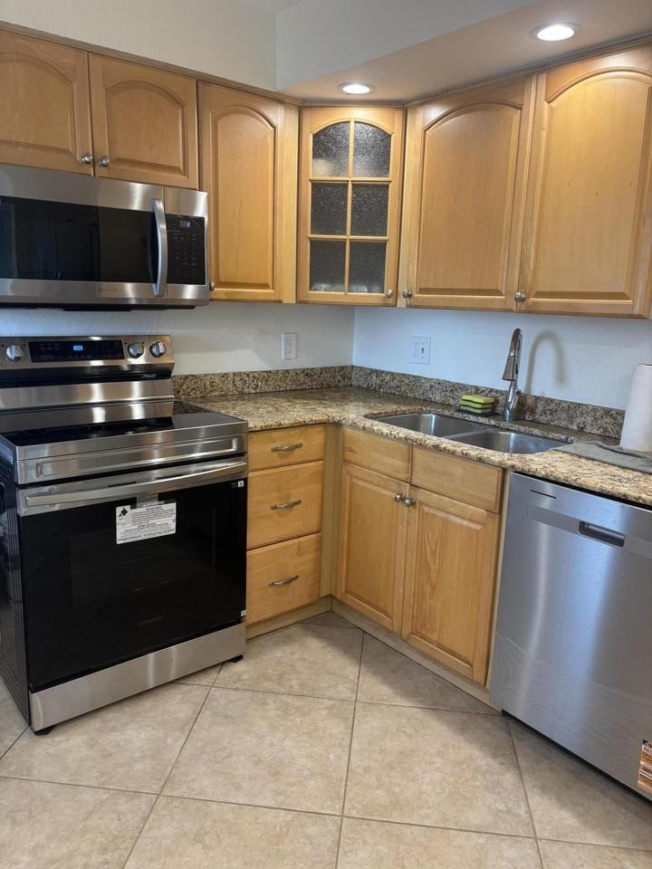 6461 Nw 2nd Ave #313 - Photo 2 of 9