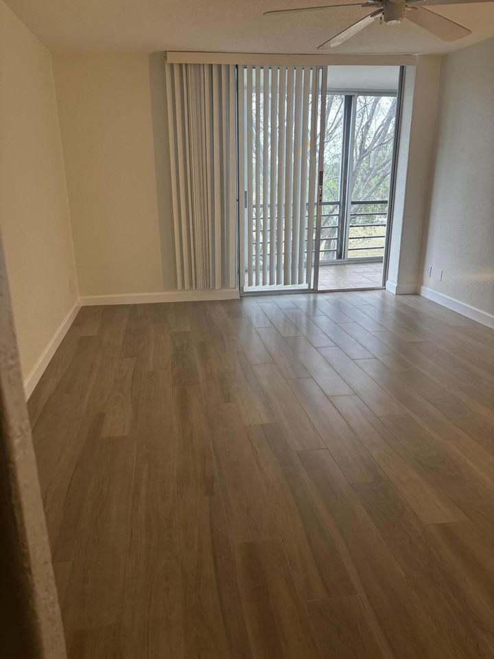 6461 Nw 2nd Ave #313 - Photo 4 of 9