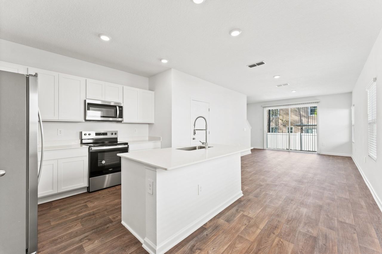 5450 Broad Bridge Way #1 - Photo 5 of 21