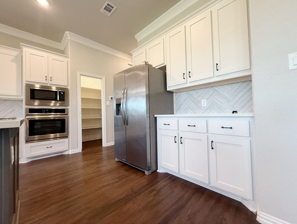 104 Cottonwood Ct #1 - Photo 5 of 14