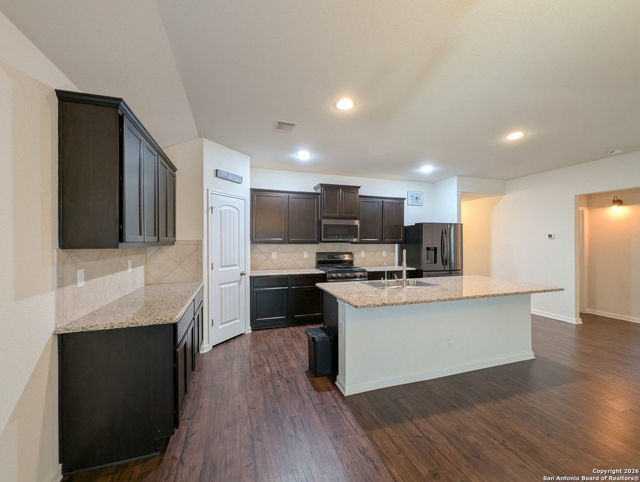 2494 Mccrae - Photo 5 of 22