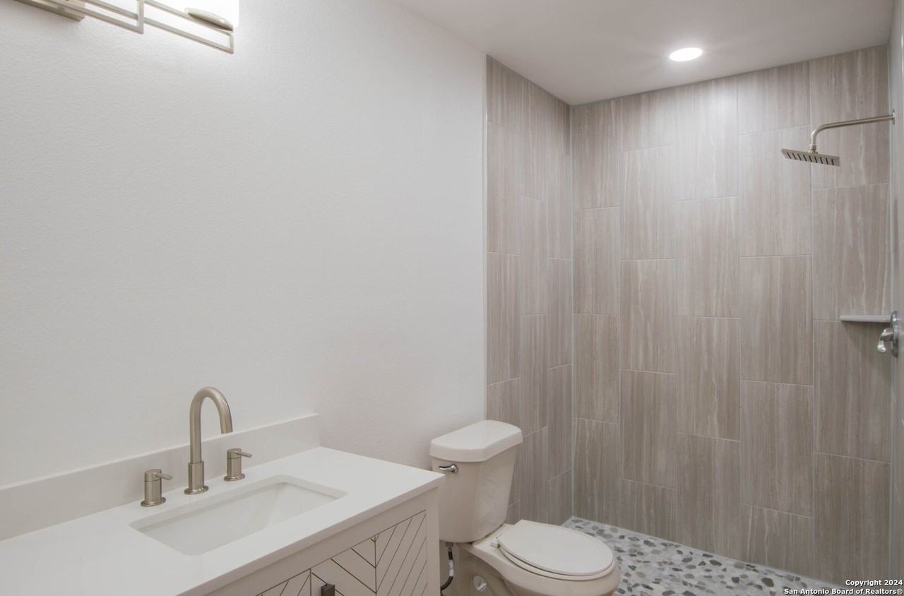 9140 Timber Path Unit 3705 #3705 - Photo 7 of 21