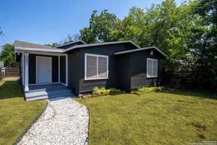 1803 Burnet St - Photo 1 of 1